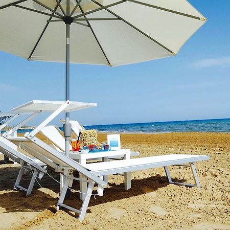 إيسبيكا Caposud Residence And Beach Club المظهر الخارجي الصورة